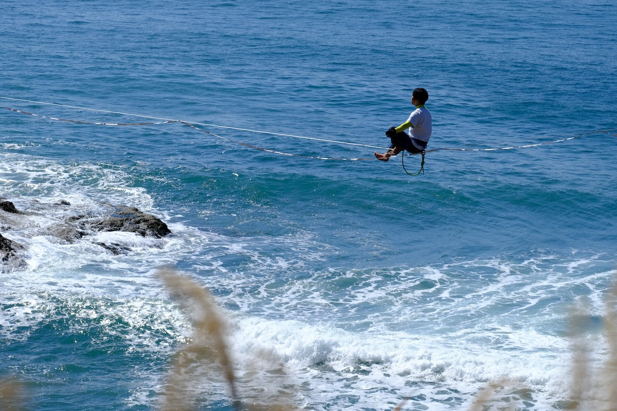 ハイライン 高所スラックライン 自然の中でのセッション
